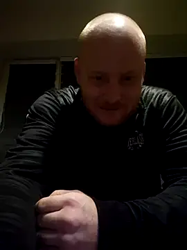 Snapshot of svenni2525 chatting on October 31, 2025, 7:04 pm svenni2525 online show from October 31, 2025, 7:04 pm