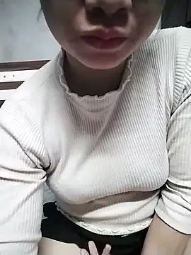 Snapshot of Mie_rose chatting on November 26, 2025, 2:23 am Mie rose online show from November 26, 2025, 2:23 am