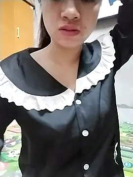 Snapshot of Mie_rose chatting on December 18, 2025, 11:11 pm Mie rose online show from December 18, 2025, 11:11 pm