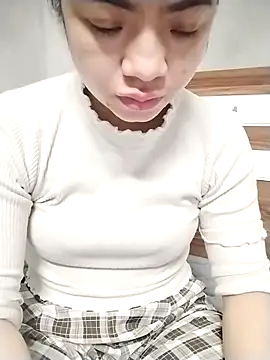 Snapshot of Mie_rose chatting on December 19, 2025, 11:39 am Mie rose online show from December 19, 2025, 11:39 am