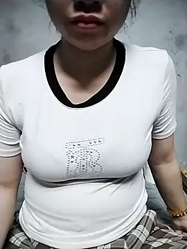 Snapshot of Mie_rose chatting on February 22, 2026, 1:42 pm Mie rose online show from February 22, 2026, 1:42 pm