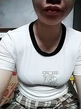 Snapshot of Mie_rose chatting on February 28, 2026, 2:01 am Mie rose online show from February 28, 2026, 2:01 am