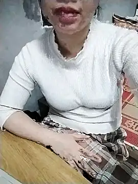 Snapshot of Mie_rose chatting on March 4, 2026, 1:44 am Mie rose online show from March 4, 2026, 1:44 am