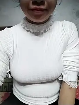 Snapshot of Mie_rose chatting on March 5, 2026, 2:02 pm Mie rose online show from March 5, 2026, 2:02 pm