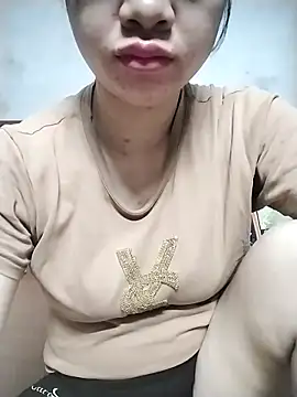 Snapshot of Mie_rose chatting on March 23, 2026, 10:14 pm Mie rose online show from March 23, 2026, 10:14 pm