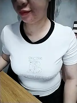 Snapshot of Mie_rose chatting on March 26, 2026, 1:55 am Mie rose online show from March 26, 2026, 1:55 am