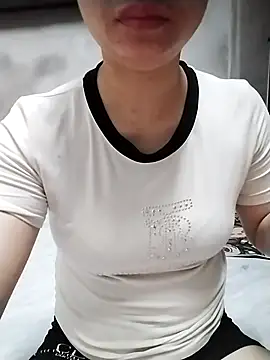 Snapshot of Mie_rose chatting on April 4, 2026, 11:13 pm Mie rose online show from April 4, 2026, 11:13 pm