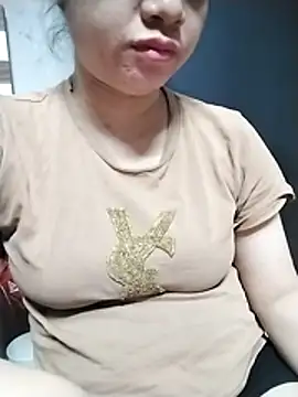 Snapshot of Mie_rose chatting on April 7, 2026, 1:55 pm Mie rose online show from April 7, 2026, 1:55 pm