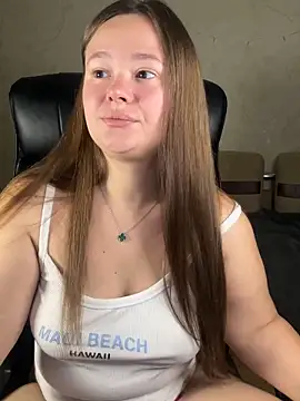 CaramelleSugar  online show from November 6, 2025, 8:10 pm