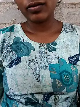 Snapshot of srav43 chatting on September 29, 2025, 5:01 am srav43 online show from September 29, 2025, 5:01 am