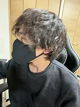 jiji9253 online show from February 26, 2026, 12:48 pm