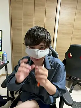 jiji9253 online show from April 12, 2026, 1:16 pm