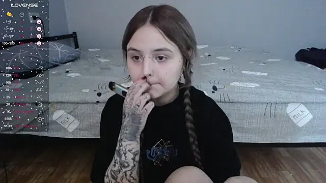 Snapshot of vendymories chatting on February 23, 2026, 7:33 pm vendymories online show from February 23, 2026, 7:33 pm