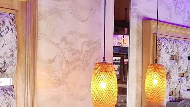 julyana mendez online show from November 11, 2025, 7:25 pm