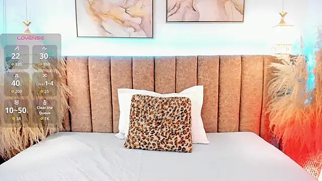 azza   online show from October 30, 2025, 11:55 am