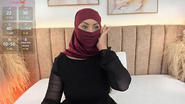 azza   online show from January 14, 2026, 12:44 pm