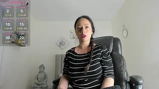 Snapshot of Katia_gh chatting on October 23, 2025, 11:20 am Katia gh online show from October 23, 2025, 11:20 am