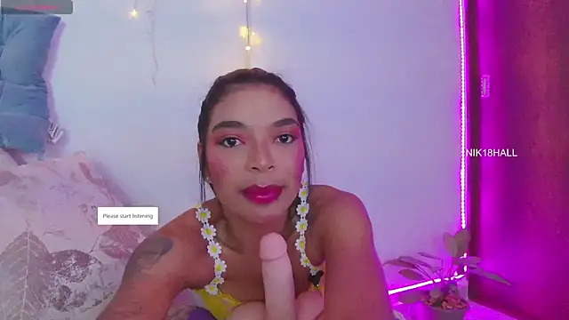 Nicolle swt online show from June 3, 2026, 11:35 am