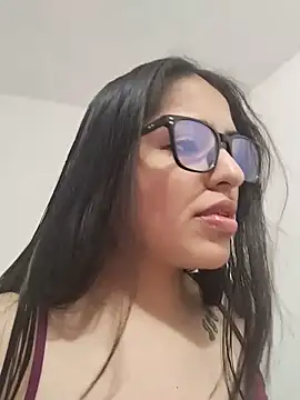 Goddesscut333 online show from June 1, 2026, 11:17 pm