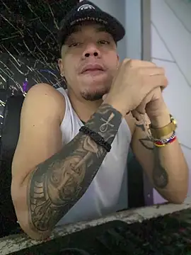 AlphaMasterXxx online show from November 29, 2025, 12:52 pm