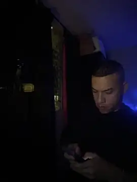 AlphaMasterXxx online show from January 15, 2026, 6:40 am