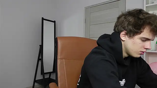 Snapshot of Ricky_Becko chatting on October 4, 2025, 2:48 pm Ricky Becko online show from October 4, 2025, 2:48 pm