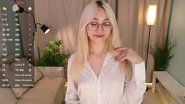 Snapshot of Marry_sharp chatting on November 6, 2025, 9:05 pm Marry sharp online show from November 6, 2025, 9:05 pm