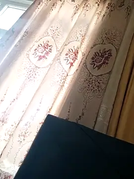 Snapshot of Azginboga2358 chatting on October 24, 2025, 10:44 am Azginboga2358 online show from October 24, 2025, 10:44 am