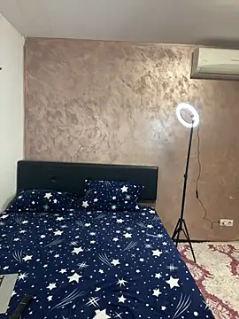 Snapshot of JaneetDeea chatting on November 15, 2025, 3:19 pm JaneetDeea online show from November 15, 2025, 3:19 pm