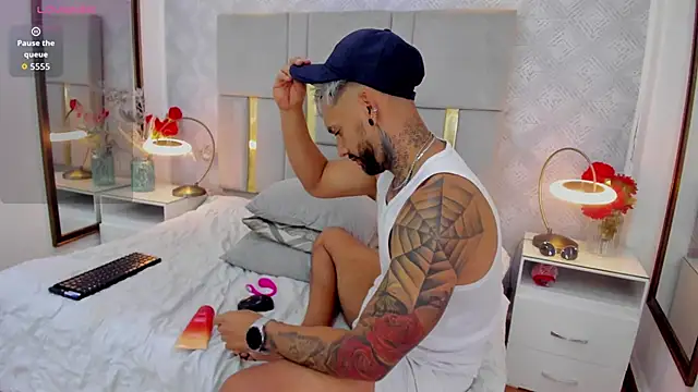 Valentiinoss online show from September 11, 2025, 8:31 pm