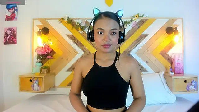 SoleneFontaine online show from October 2, 2025, 12:12 pm