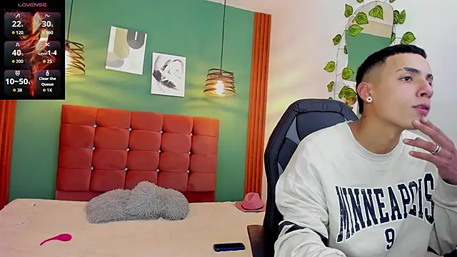 Snapshot of Aisha_andy chatting on November 14, 2025, 3:38 am Aisha andy online show from November 14, 2025, 3:38 am