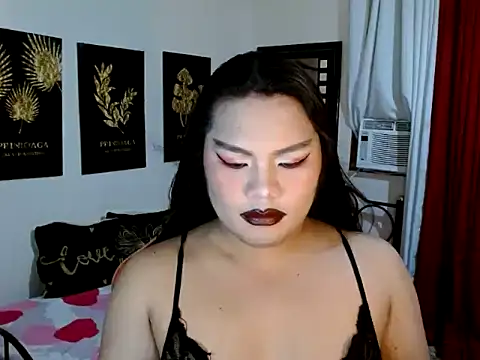 Snapshot of TSbrianaHugeCock chatting on November 6, 2025, 1:34 pm TSbrianaHugeCock online show from November 6, 2025, 1:34 pm