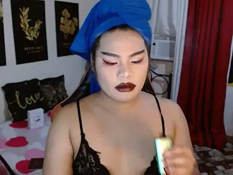 Snapshot of TSbrianaHugeCock chatting on November 7, 2025, 11:43 am TSbrianaHugeCock online show from November 7, 2025, 11:43 am