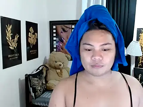 TSbrianaHugeCock online show from March 26, 2026, 5:40 pm