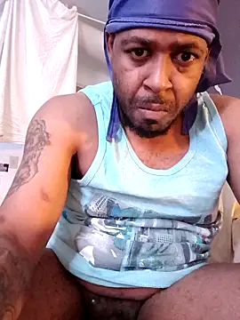 Nuttygmarley online show from November 30, 2025, 10:08 am