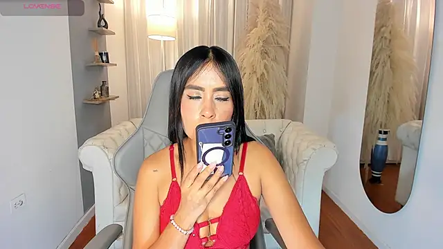 Snapshot of Natalia_Leon8 chatting on September 19, 2025, 3:41 am Natalia Leon8 online show from September 19, 2025, 3:41 am