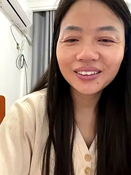 coco-o online show from October 28, 2025, 11:07 pm