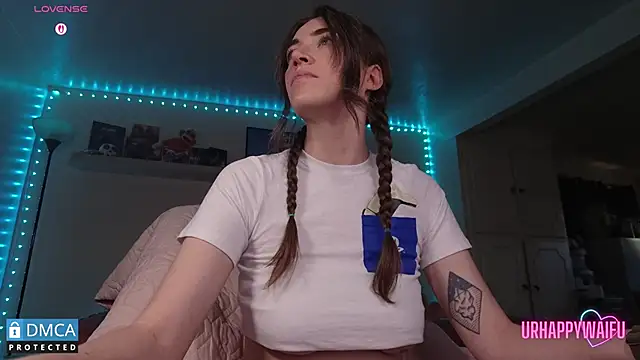 urhappywaifu online show from September 18, 2025, 12:23 am