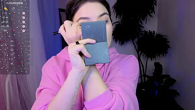 Dark Moni online show from November 9, 2025, 2:54 am