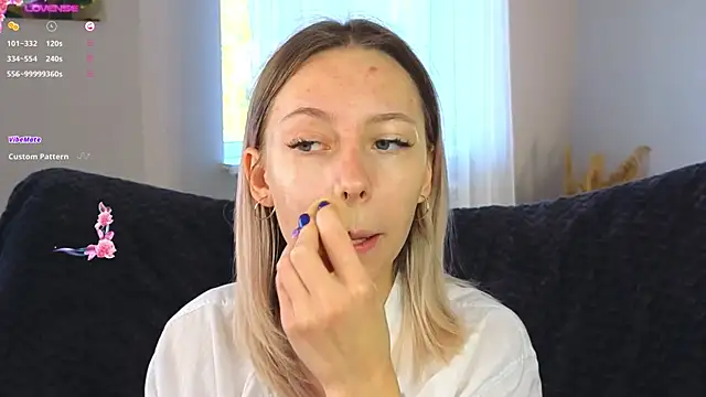 Snapshot of NyxaThorn chatting on September 26, 2025, 2:32 pm NyxaThorn online show from September 26, 2025, 2:32 pm