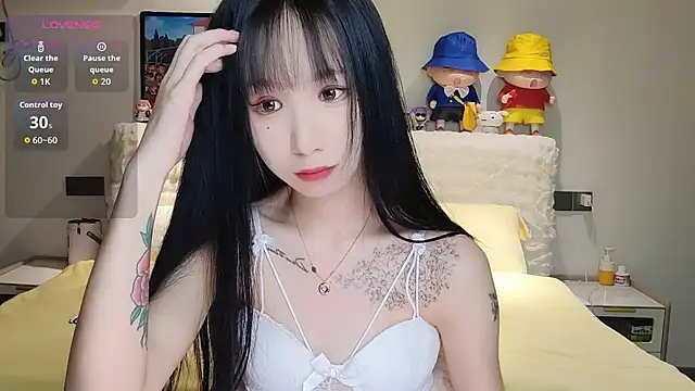 Snapshot of M-OTT_ chatting on November 6, 2025, 12:33 am M-OTT online show from November 6, 2025, 12:33 am