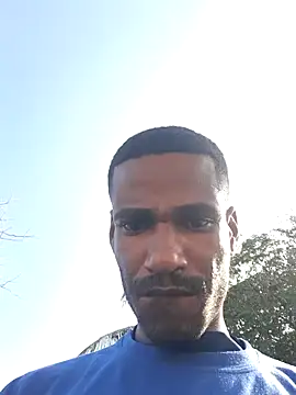 negrobrazil92 online show from September 18, 2025, 6:10 pm