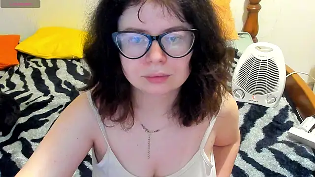 MilisaSweet777 online show from January 18, 2026, 12:53 pm