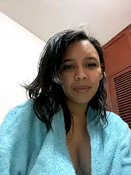Snapshot of Esmeraldagh_ chatting on September 14, 2025, 3:00 pm Esmeraldagh online show from September 14, 2025, 3:00 pm