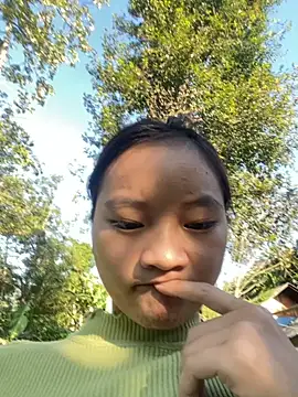   Nhug  05 online show from October 5, 2025, 12:31 am