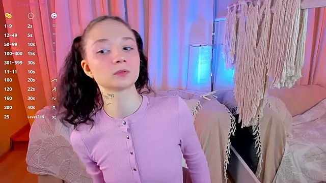 MilliMouse online show from October 14, 2025, 1:50 am