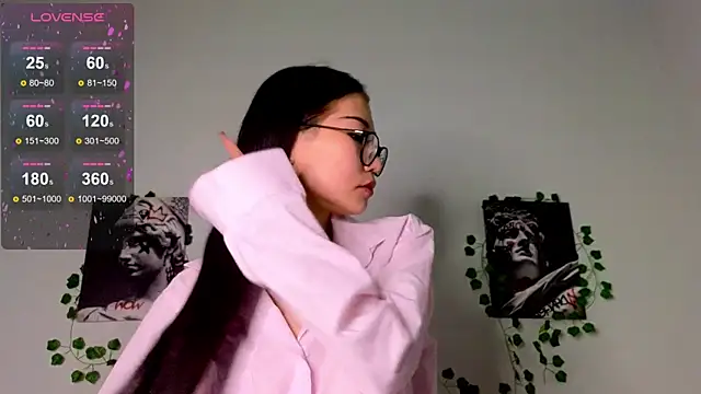 kuro mimi online show from December 15, 2025, 6:39 am