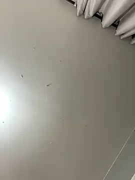 Snapshot of Aliciawhitee chatting on October 13, 2025, 12:10 am Aliciawhitee online show from October 13, 2025, 12:10 am