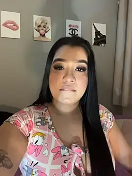 Snapshot of Aliciawhitee chatting on February 28, 2026, 3:18 am Aliciawhitee online show from February 28, 2026, 3:18 am